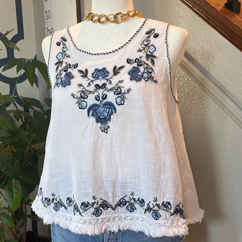 SOLD - Picture 2 of 11